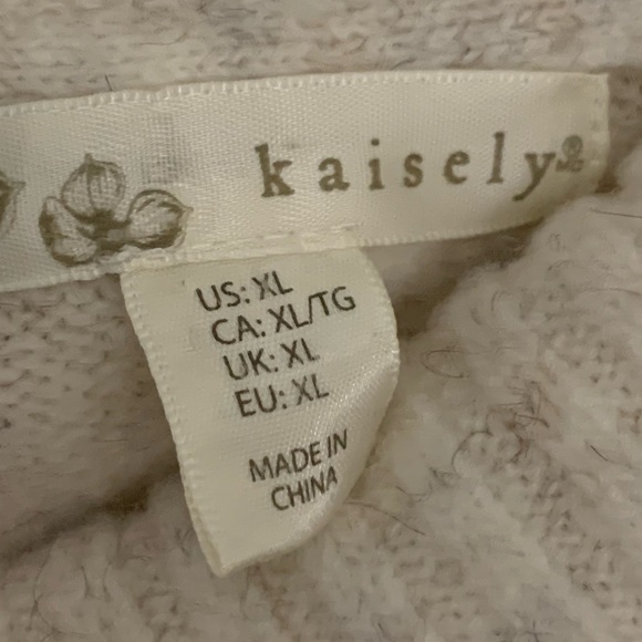 KAISELY Oatmeal Colored Side Fasten Cowl Neck Tabard Vest Size XL - Picture 4 of 6